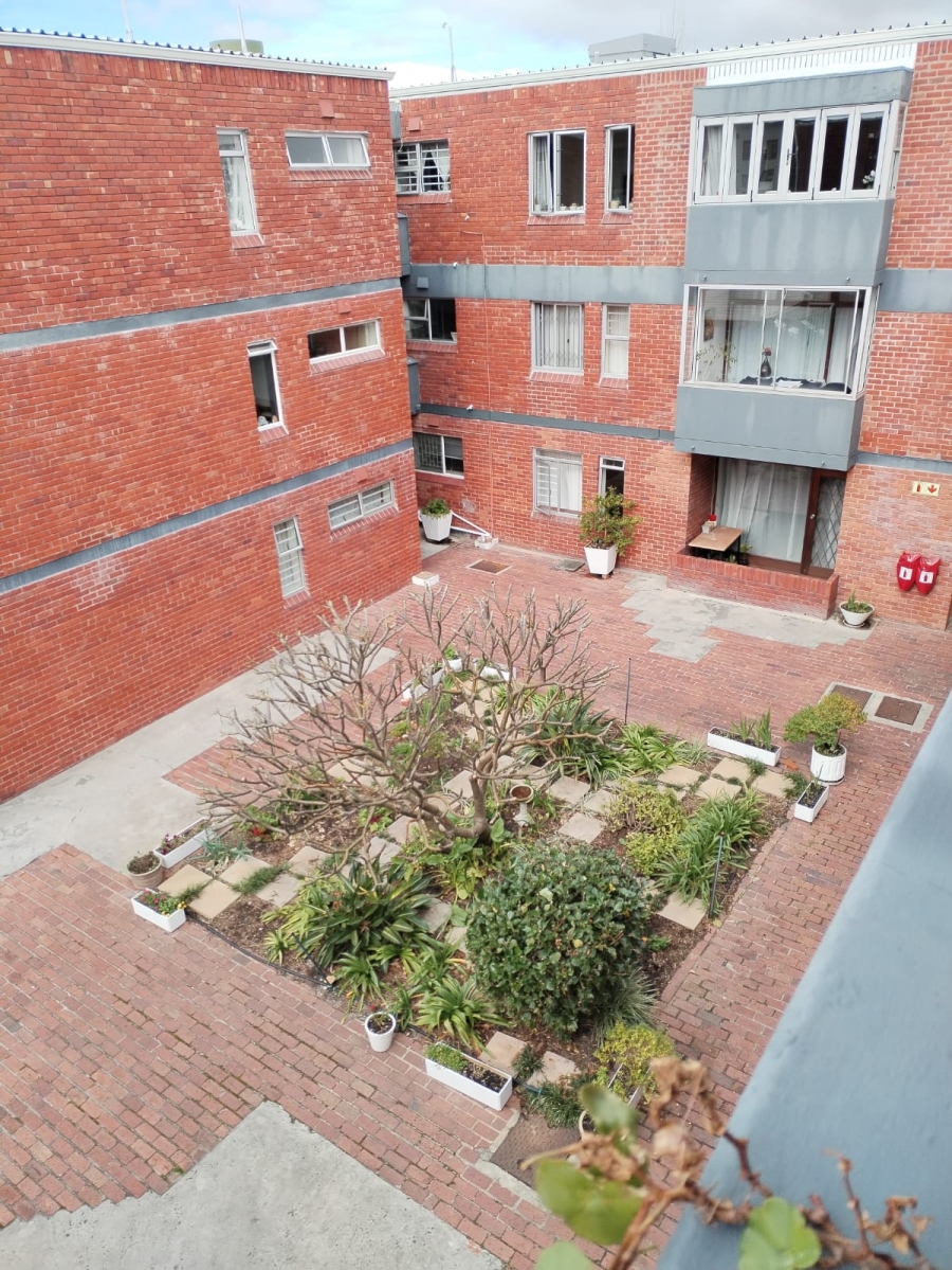 2 Bedroom Property for Sale in Diep River Western Cape